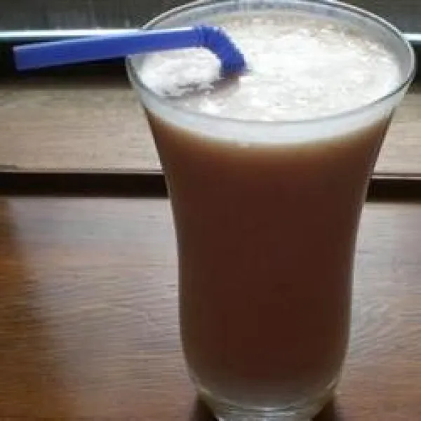 Ontbijt Smoothie van Banaan en Perziken met Room
