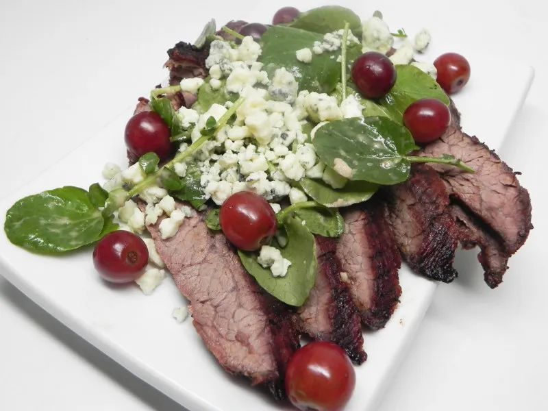 Gegrilde Flanksteak met Druiven en Stilton