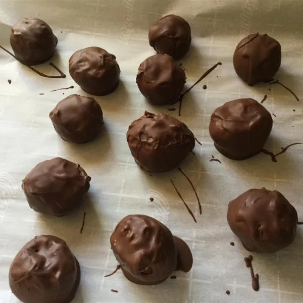 Pindakaasballen V