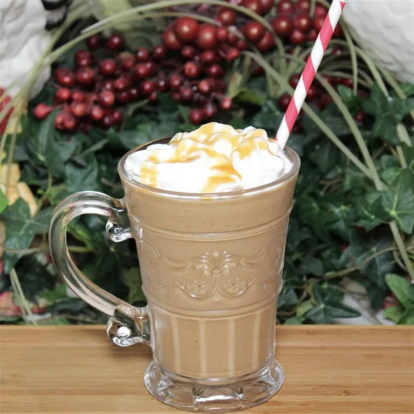 IJs Koffie Met Pindakaas En Chocolade