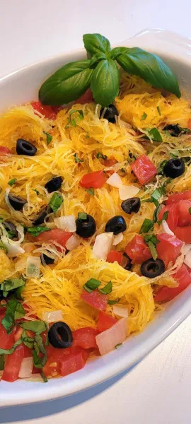Griekse Geïnspireerde Vegan Spaghettipompoen