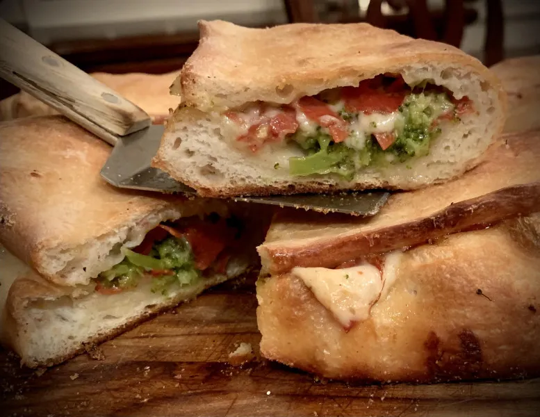 Calzones gevuld met spinazie en kaas