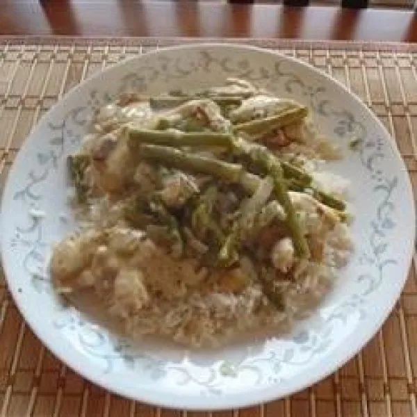 Romige Kippen- en Asperge Schotel