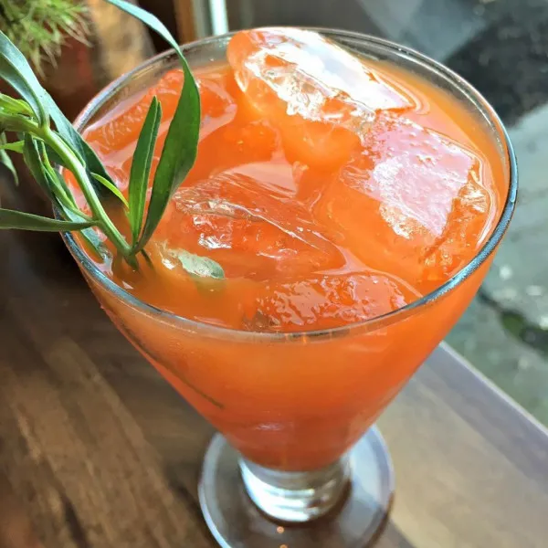 Carrot Cocktail van Friday Harbor House