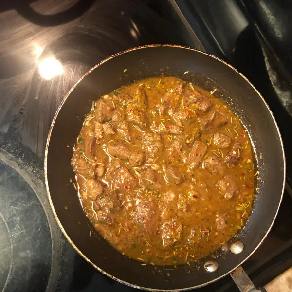 Pittige Rundvlees Curry Van Deb