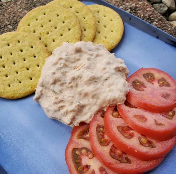 Zoete en pittige tonijnsalade