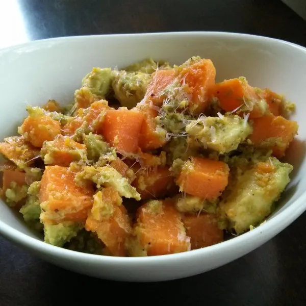 Zoete Aardappel En Avocado Salade