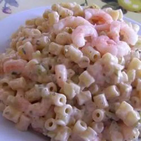 Zelfgemaakte glutenvrije macaronsalade van mama