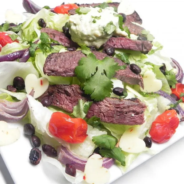 Mexicaanse Salade Met Biefstuk En Groenten