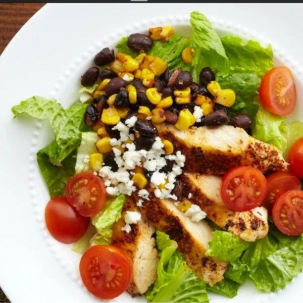 Geplukte Kipsalade Met Barbecuesaus