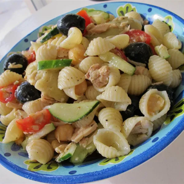 Antipasto Salade Met Tonijn
