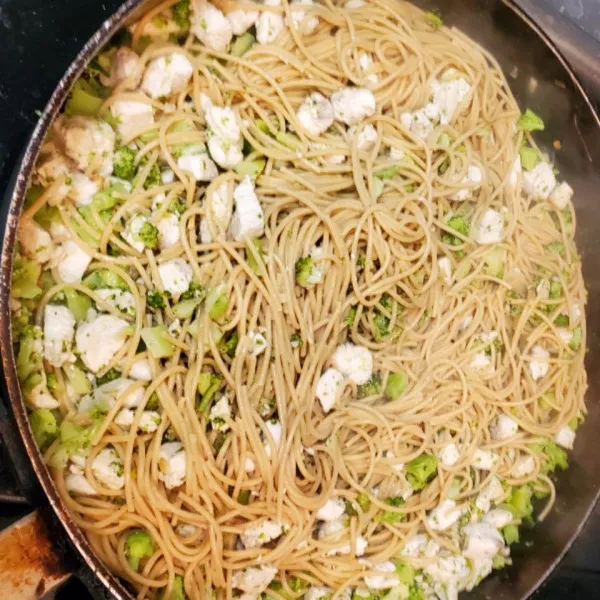 Spaghetti Met Broccoli En Kip