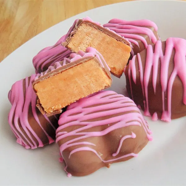 Eenvoudige Imitatie Van Butterfinger® Met 3 Ingrediënten