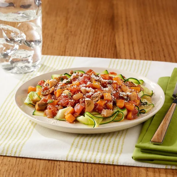Courgette-noedels met Champignons in Marinara-saus