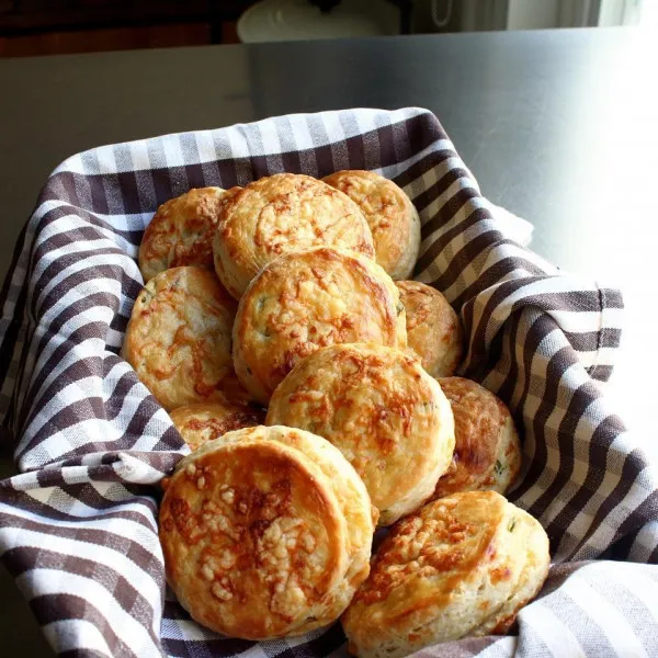 Zachte Uienkoekjes Met Ierse Cheddar Kaas