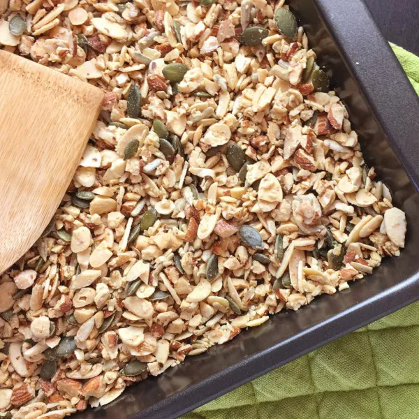 Eenvoudige Noten Granola Zonder Granen