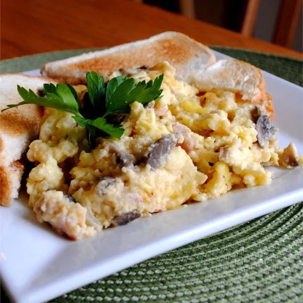 Oven Eieren Met Ham En Champignons
