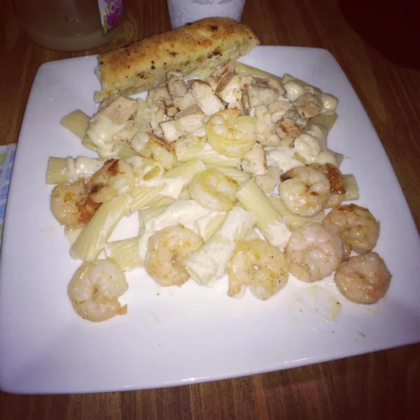 Linguini met Kip en Garnalen