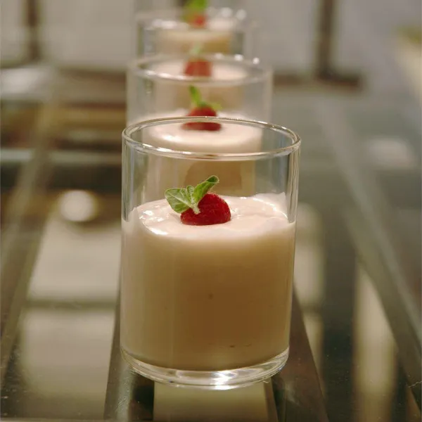 Frambozen En Witte Chocolade Mousse