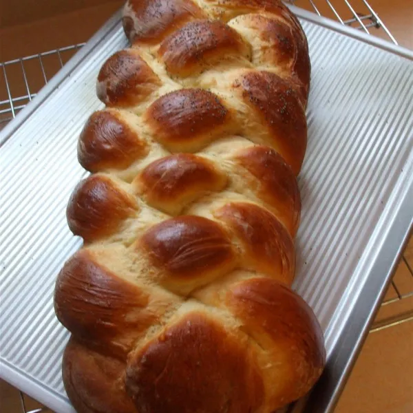 Hongaars Gevlochten Witbrood