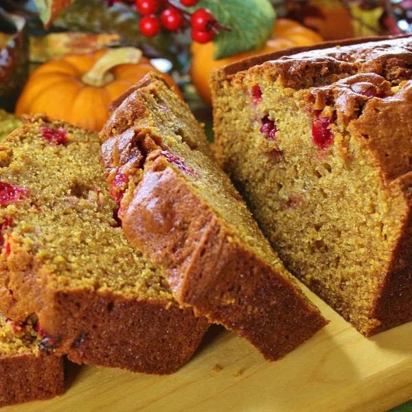 Kerstpompoenbrood