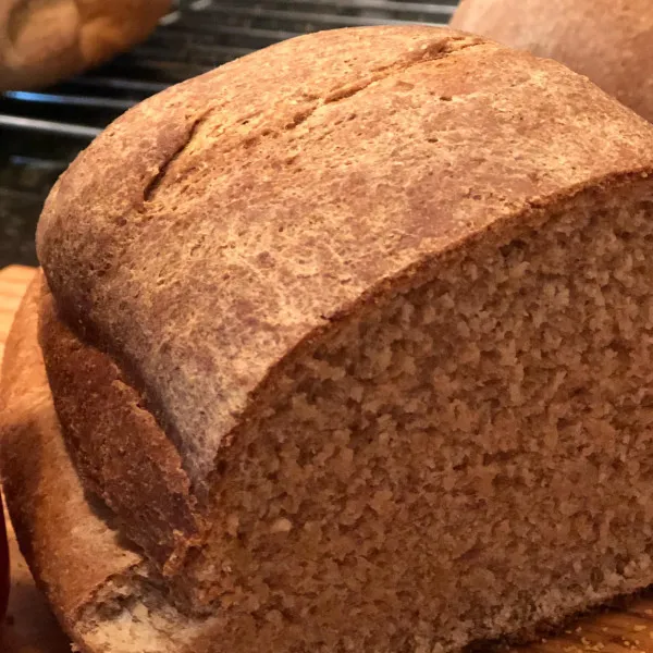 Donker En Zoet Roggebrood