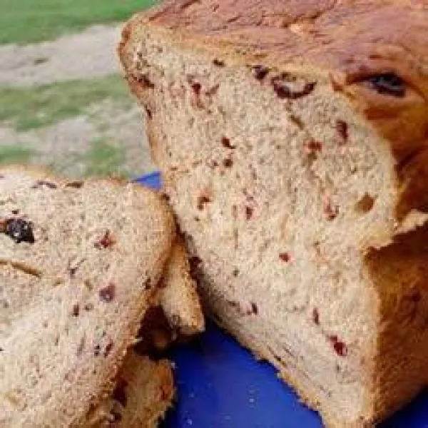 Rozijnenbrood Met Kaneel