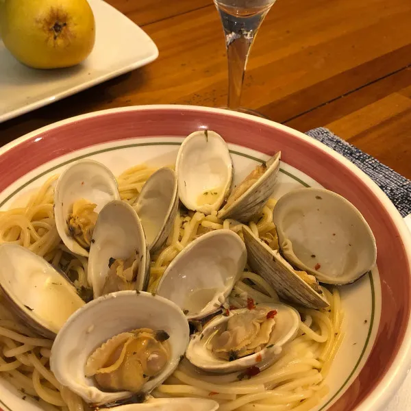 Pasta met witte schelpensaus