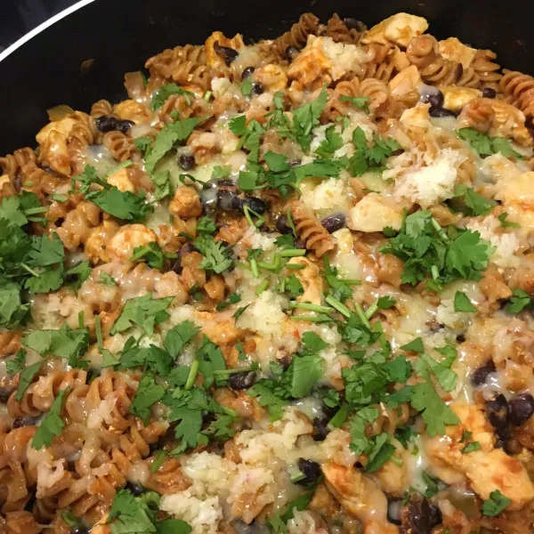Pasta Enchilada met Kip en Kaas