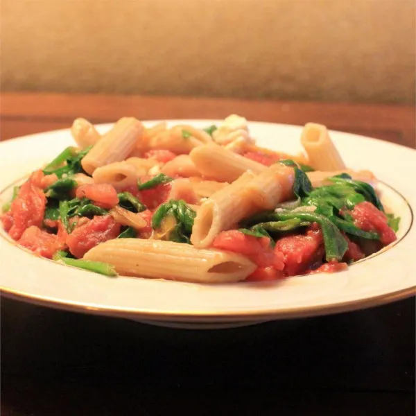 Griekse Pasta Met Tomaten En Witte Bonen