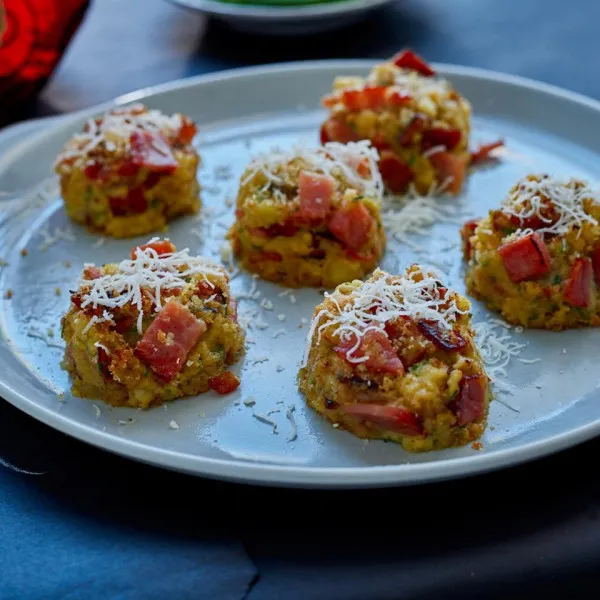 Aardappelpuree Taarten Met Ham En Bieslook Uit De Oven