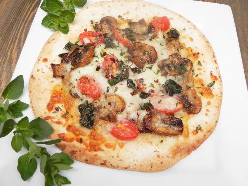 Individuele Champignon Tortilla Pizza