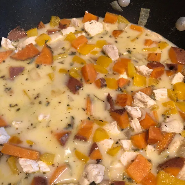 Kip Met Groene Curry En Yams In Kokosmelk