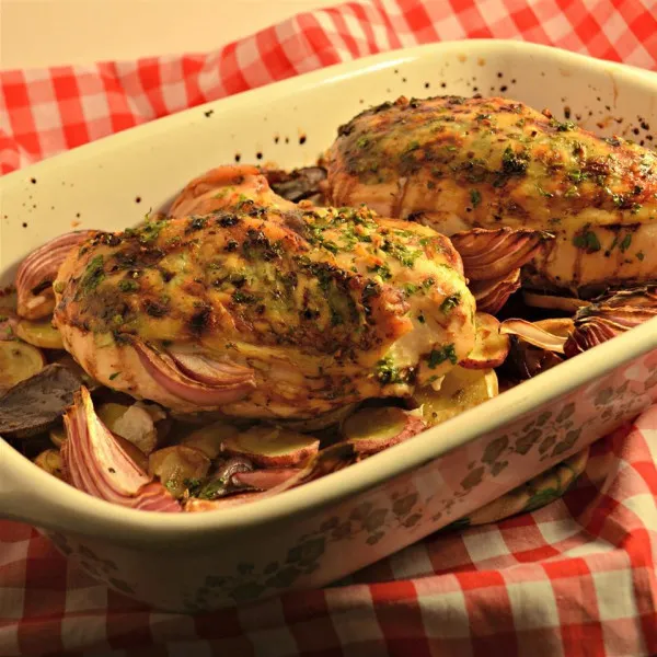 Balsamico Kip Met Rode Uien En Aardappelen