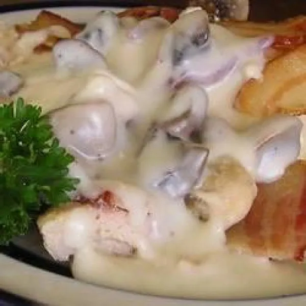 Kip met champignons en spek