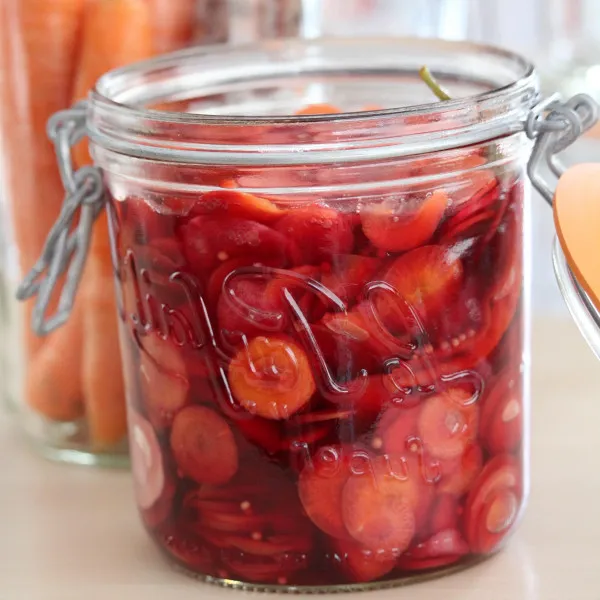 Regenboogwortel Pickles uit de Koelkast