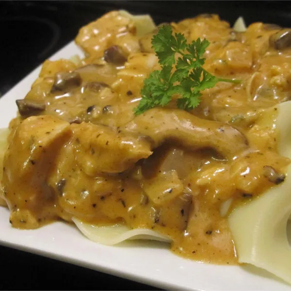 Eenvoudige Romige Champignon- en Kippen Salsa