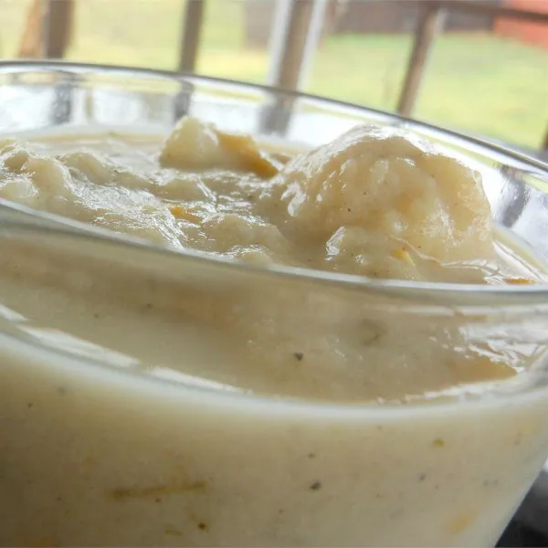 Aardappelsoep Met Noedels